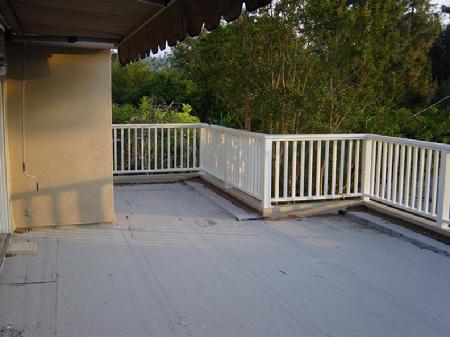 Sloped roof for drainage